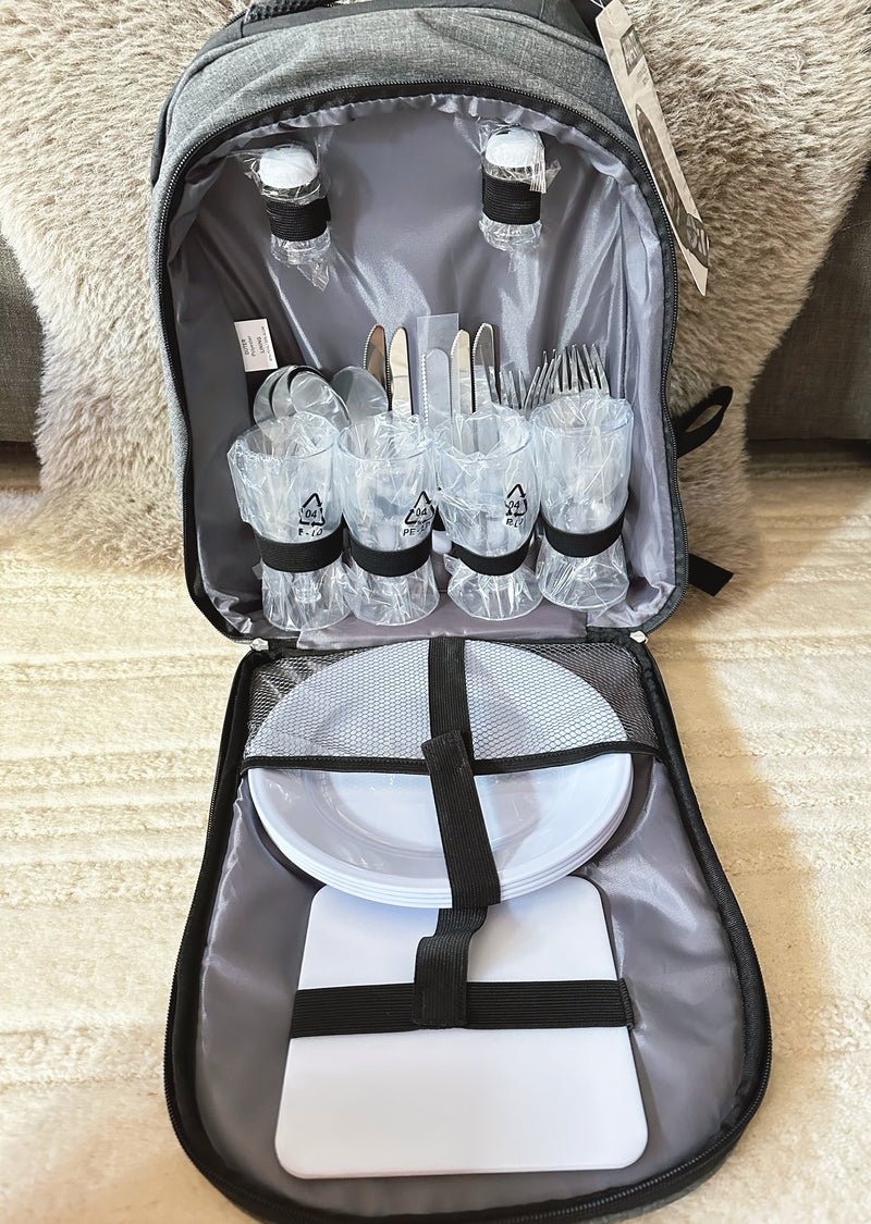 AVANTI 4 PERSON PICNIC PACK