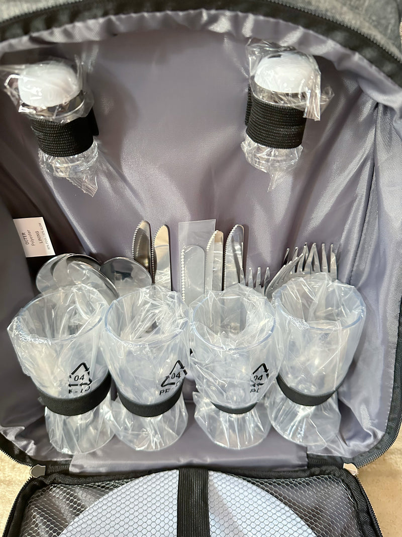 AVANTI 4 PERSON PICNIC PACK