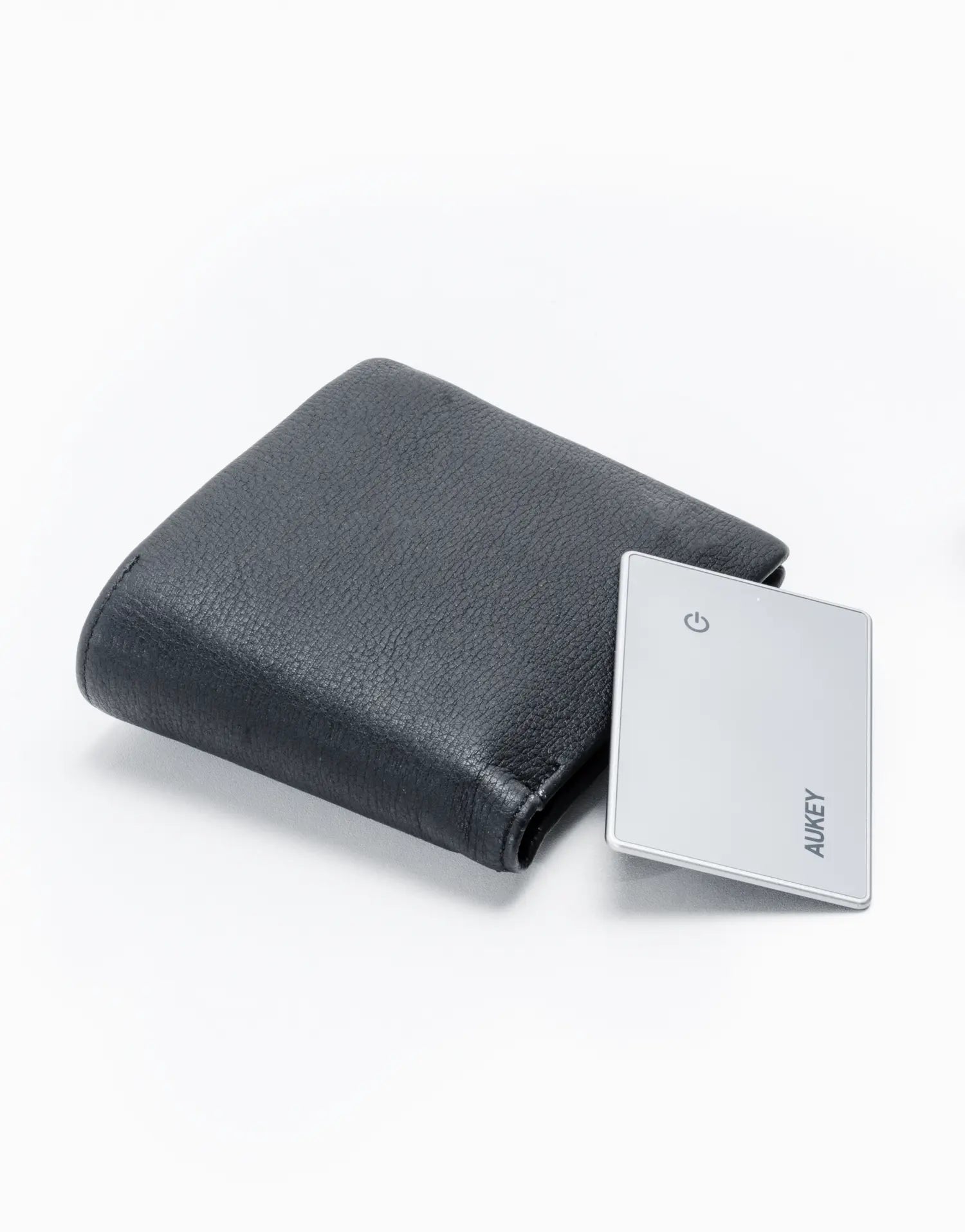 Aukey Track Mate 3 Smart Bluetooth Tracker (TM-21)