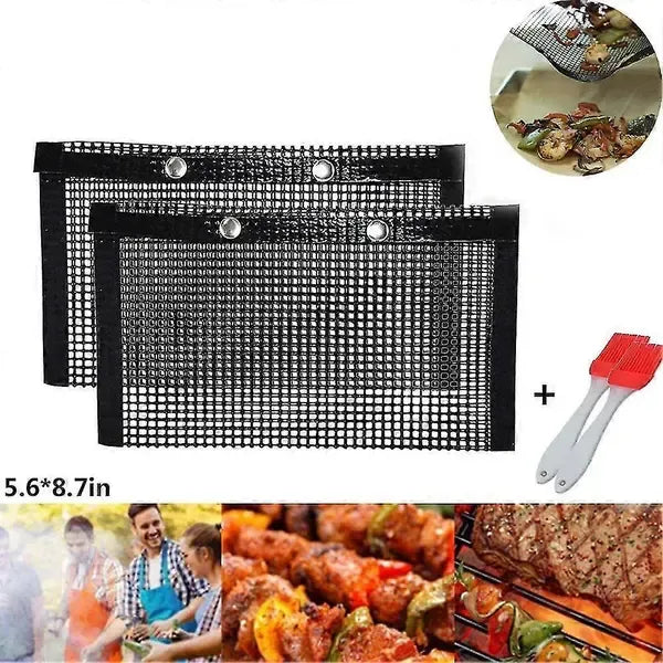 BBQ Grill Mesh Bag Set with 2 Silicone Brushes, Reusable Non-Stick PTFE Food Pouches for Charcoal Grilling, Black, 14 x 22 cm