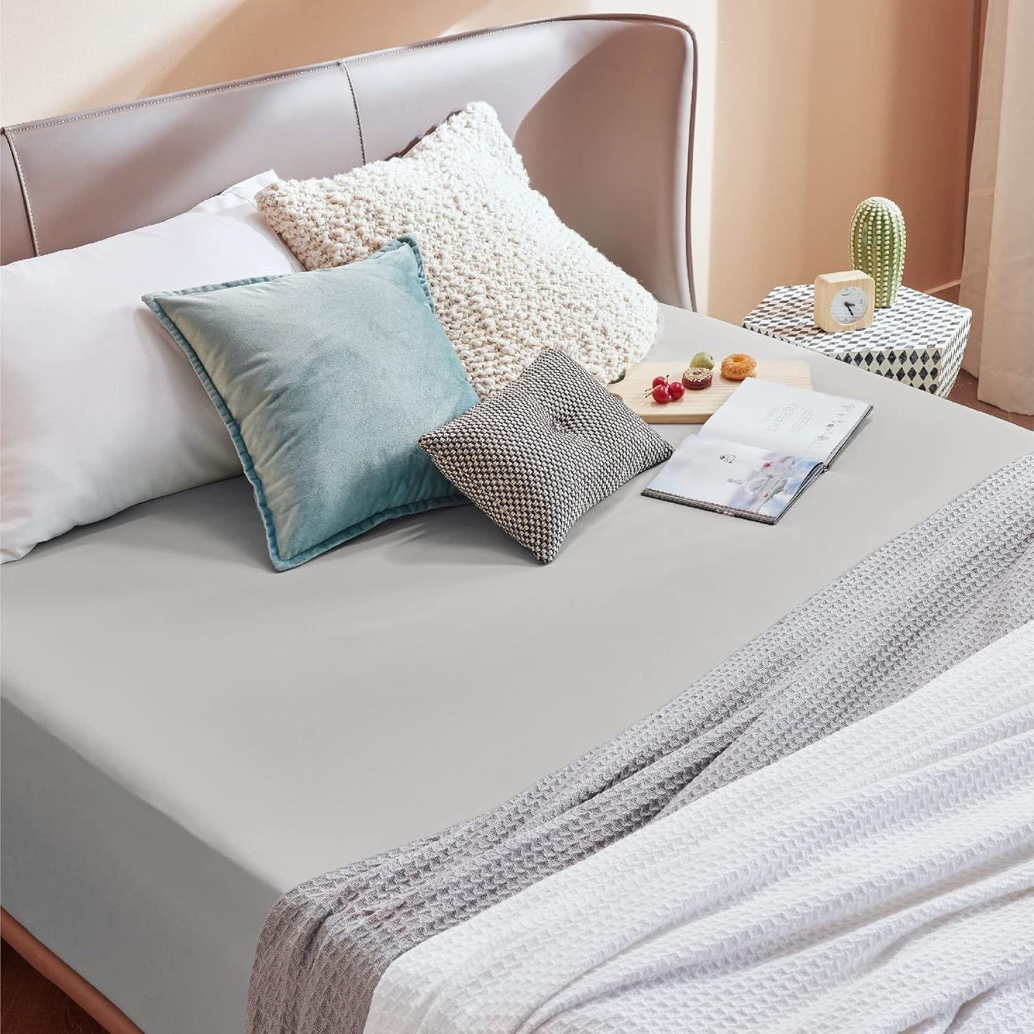 2000TC Hotel Quality Fitted Sheets - 2 Piece Fitted Sheets  -Breathable Bedding - Wrinkle, Fade, Stain Resistant- 16inch/40cm Deep Pocket Fitted Bed Sheets-Wrinkle and Fade Resistant,(Silver-gray,Super King)