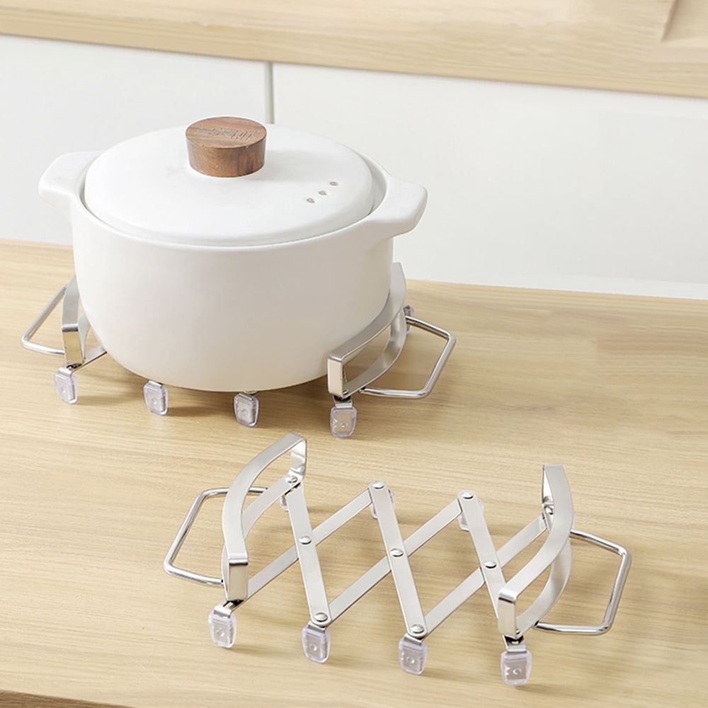 Silver Stainless Steel Expanding Trivet, 18x16cm, Heat-Resistant Mat for Countertop & Hot Pots, Holds Dishes Within 10 Inches (1pc)