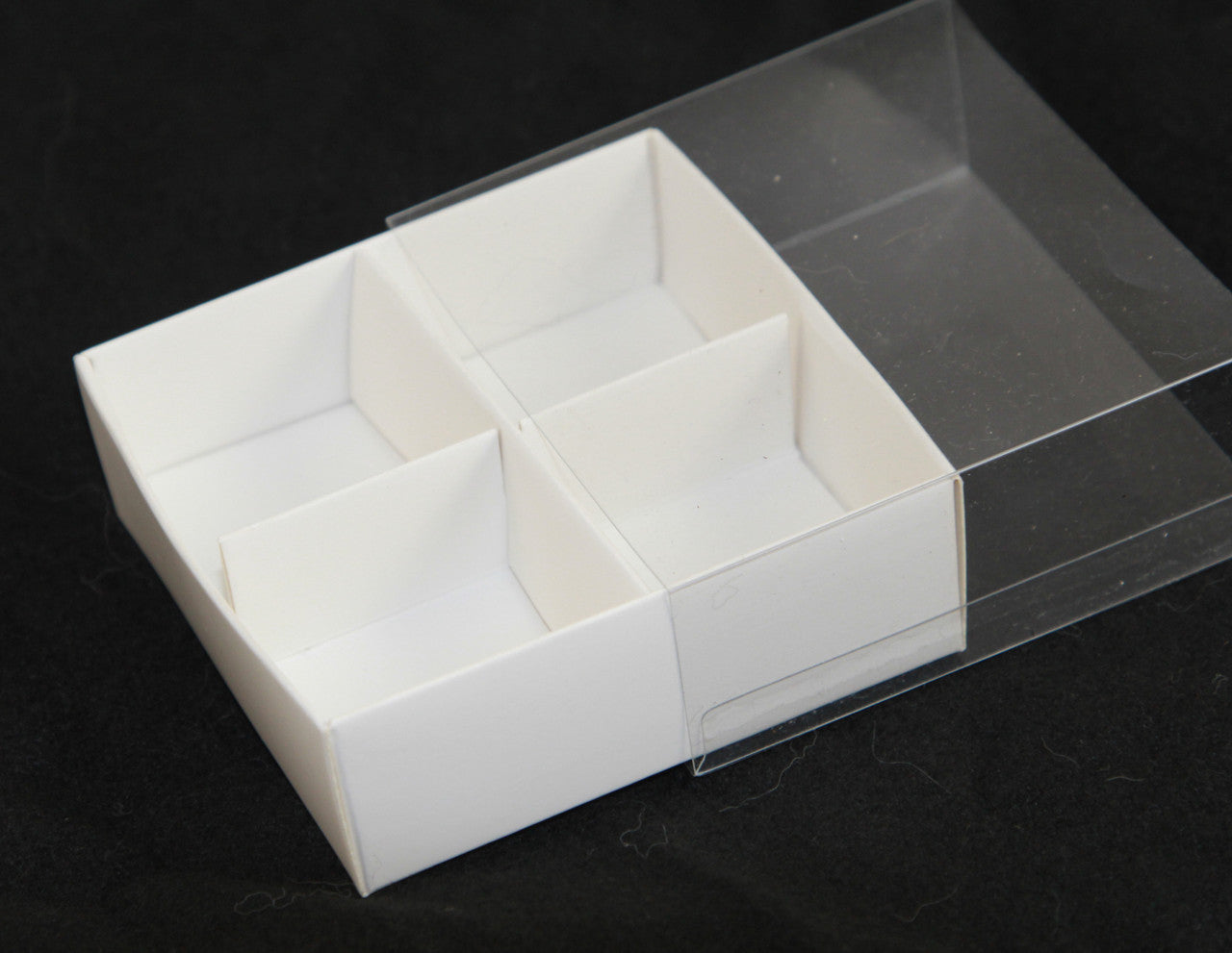 100 Pack of White Card Chocolate Sweet Soap Product Retail Gift Box - 4 Bay Compartments - Clear Slide On Lid - 8x8x3cm