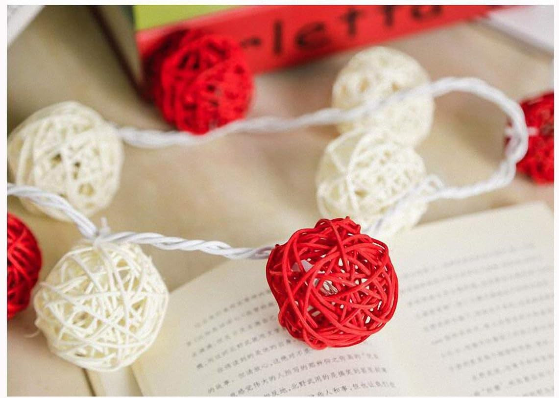 1 Set of Red and White5cm Rattan Cane 20 Ball Battery Powered 3m String Lights Christmas Gift Home Wedding Party Bedroom Decoration Table Centrepiece