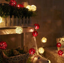 1 Set of Red and White 5cm Rattan Cane 50 Ball Battery Powered LONG 5m String Lights Christmas Gift Home Wedding Party Bedroom Decoration Table Centrepiece