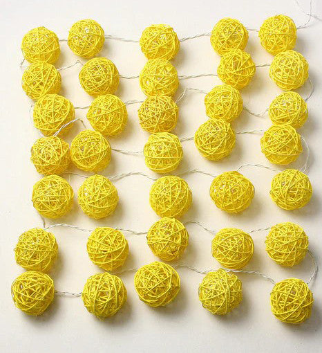 1 Set of Yellow 5cm Rattan Cane 20 Ball Battery Power 3m String Lights Christmas Gift Home Wedding Party Bedroom Decoration Table Centrepiece
