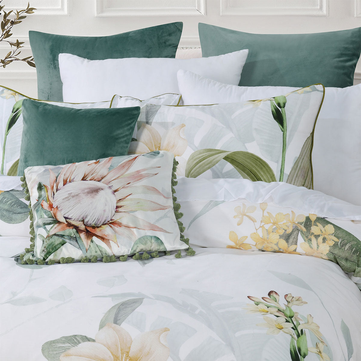 Bianca Helensvale White Floral Cotton Sateen Quilt Cover Set Super King