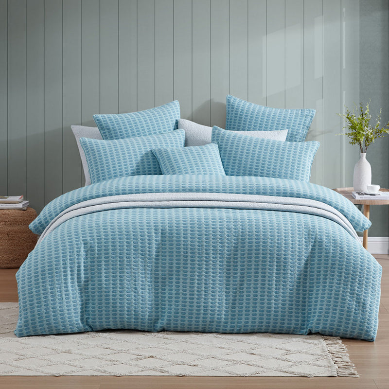 Platinum Collection Frankie Turquoise Honeycomb Waffle Jacquard Quilt Cover Set Queen