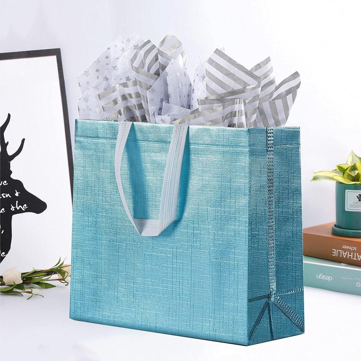 25PCS Embossed Non-Woven Tote Bag Fashion Shopping Gift Packaging Bag - Red-40*30*12cm