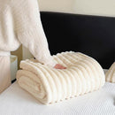 Plush Blanket Leisure Blanket Autumn Winter Warm Nap Throw Soft Cozy - White-150x200cm
