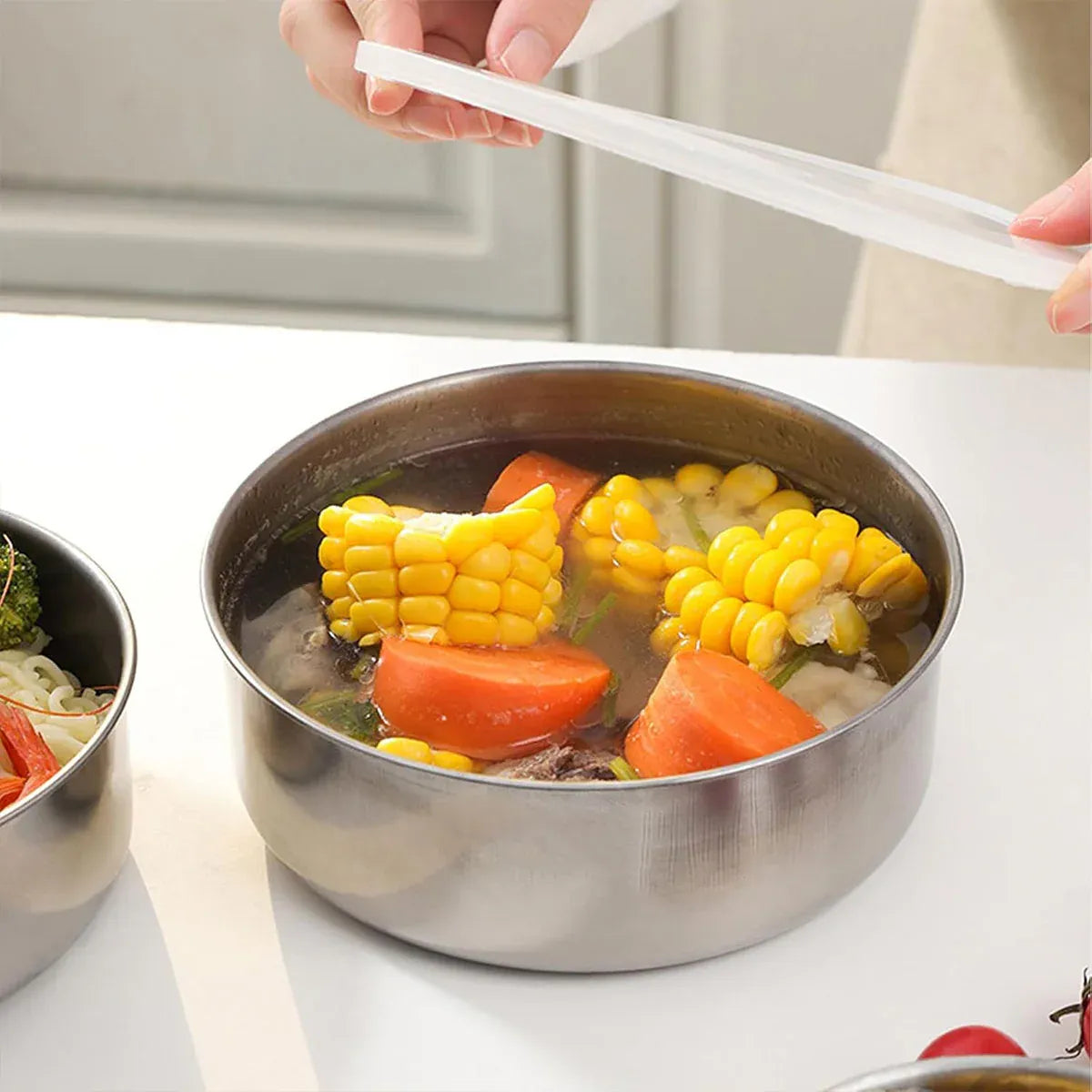 5PCS Food Storage Bowls Round Kitchen Containers with Lids for Fridge Pantry Use