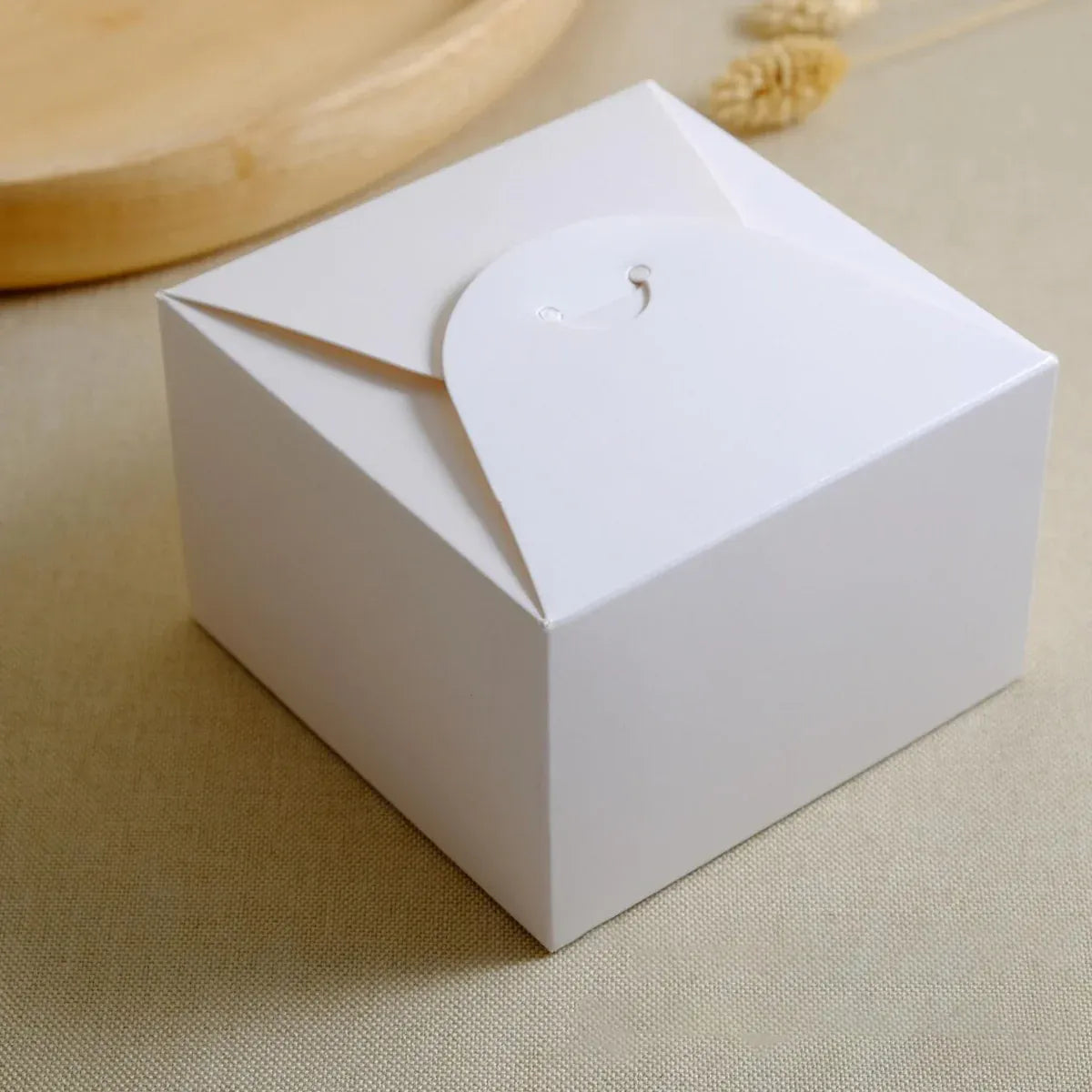 100PCS Kraft Paper Pastry Boxes Square Cake Boxes for Dessert and Bakery Packaging - L