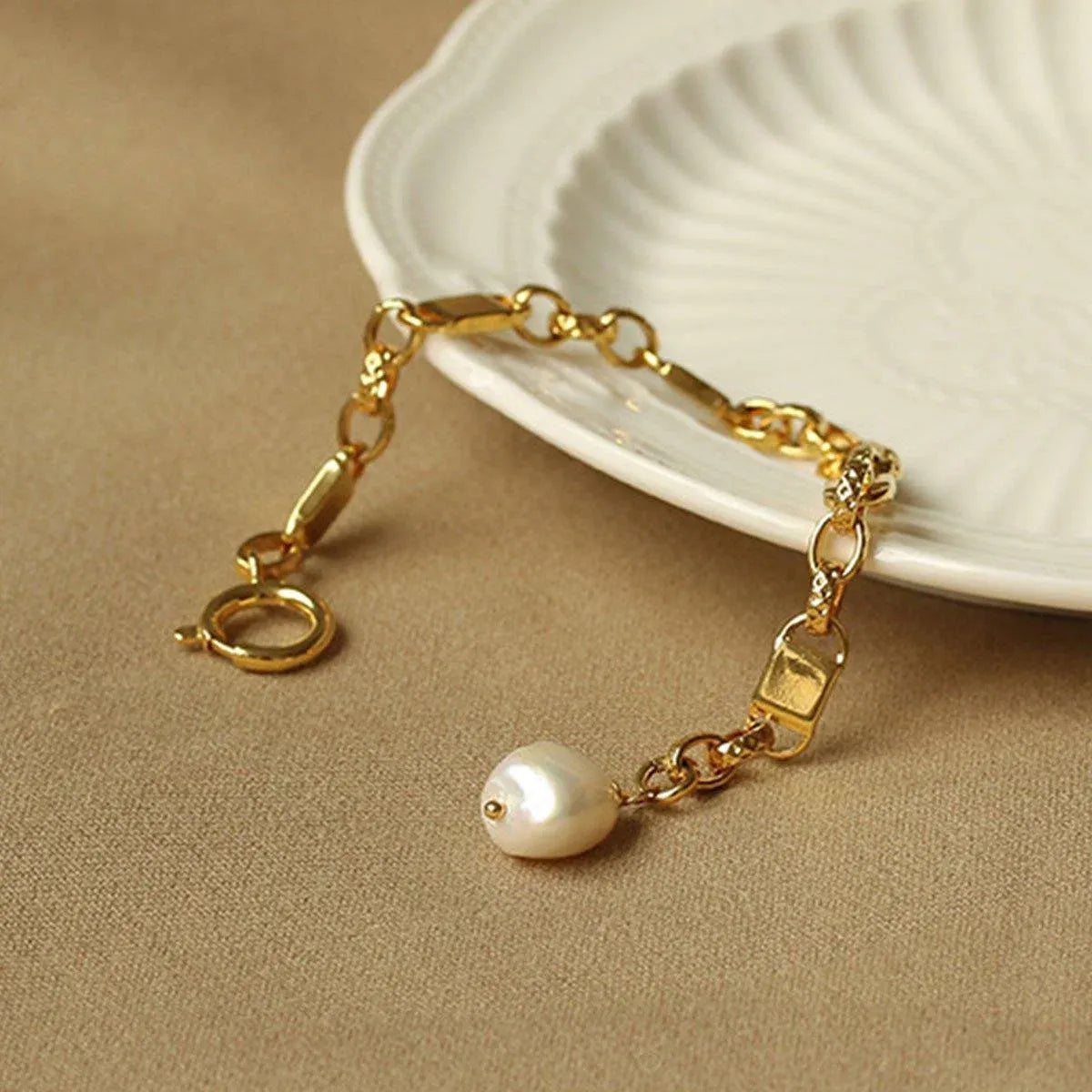 Simple Chunky Chain Bracelet Elegant Trendy Fashion Jewelry for Women Gifts