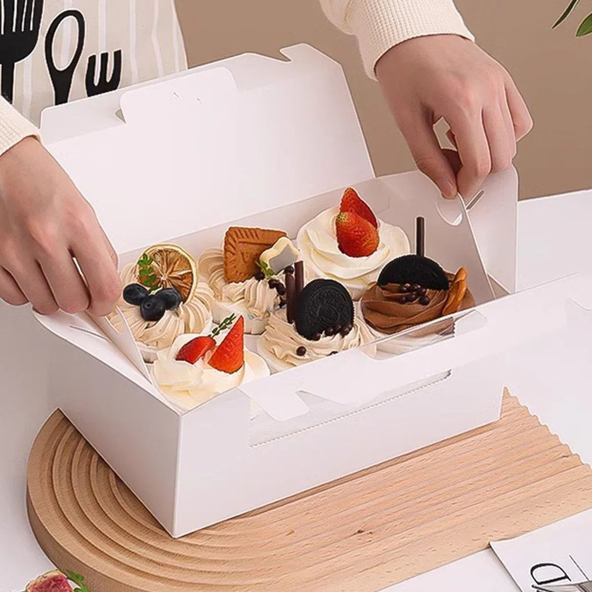 25pcs Portable Cupcake Packaging Box with Transparent Window for Easy Opening - Blue-2Cup