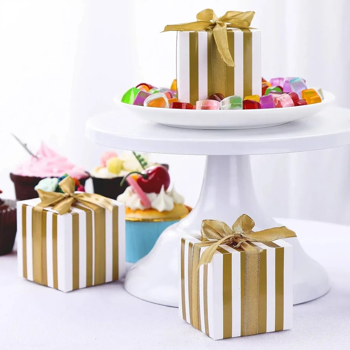 100Pcs Square Favour Boxes with Ribbon Wedding Birthday Party Decorative Gift Box - Gold