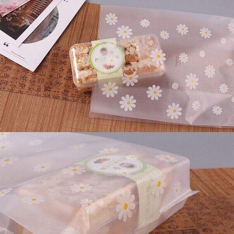 100Pcs Clear Daisy Cookie Bags with Handle - Party Candy Packaging - Daisy
