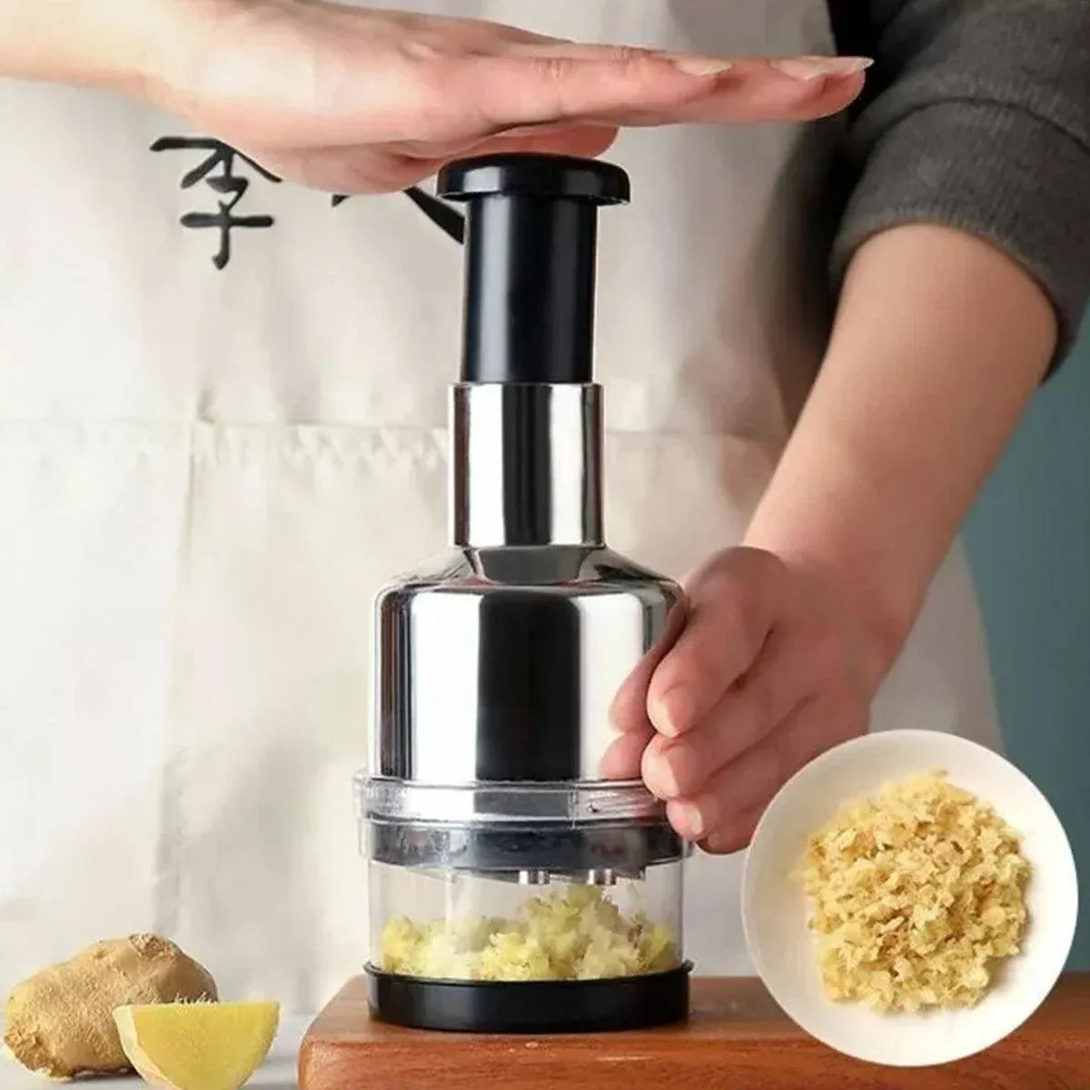 Stainless Steel Garlic Press Manual Crusher Pat Knife Kitchen Tool Garlic Use - Silver