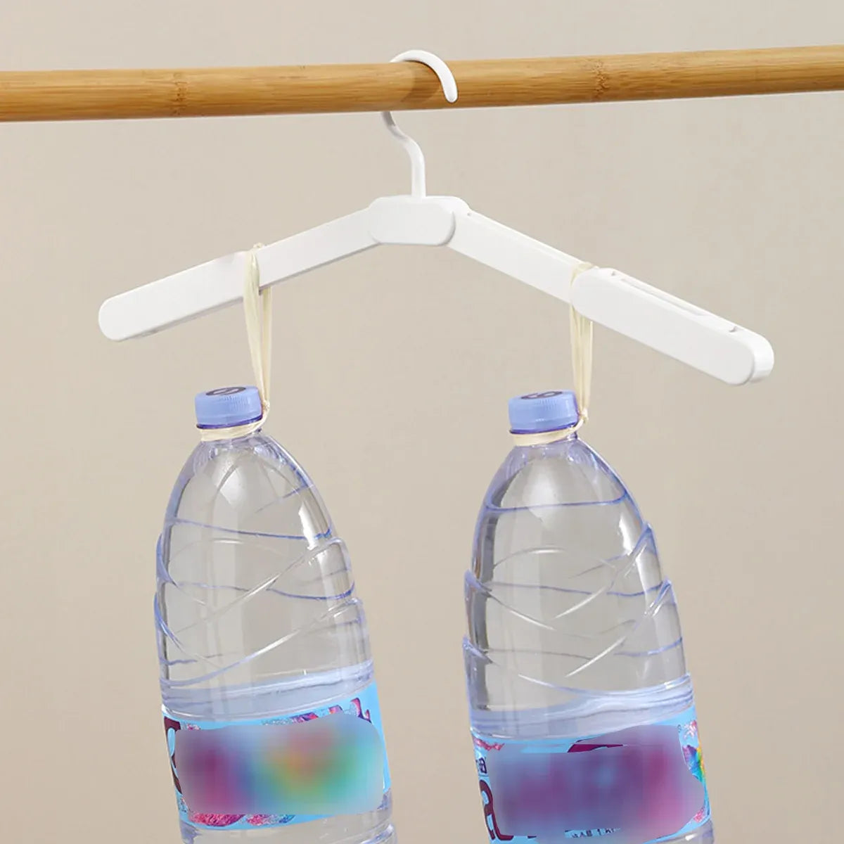 5PCS Portable Foldable Hangers Durable Plastic for Closet Laundry Space Saving - With clothes clip