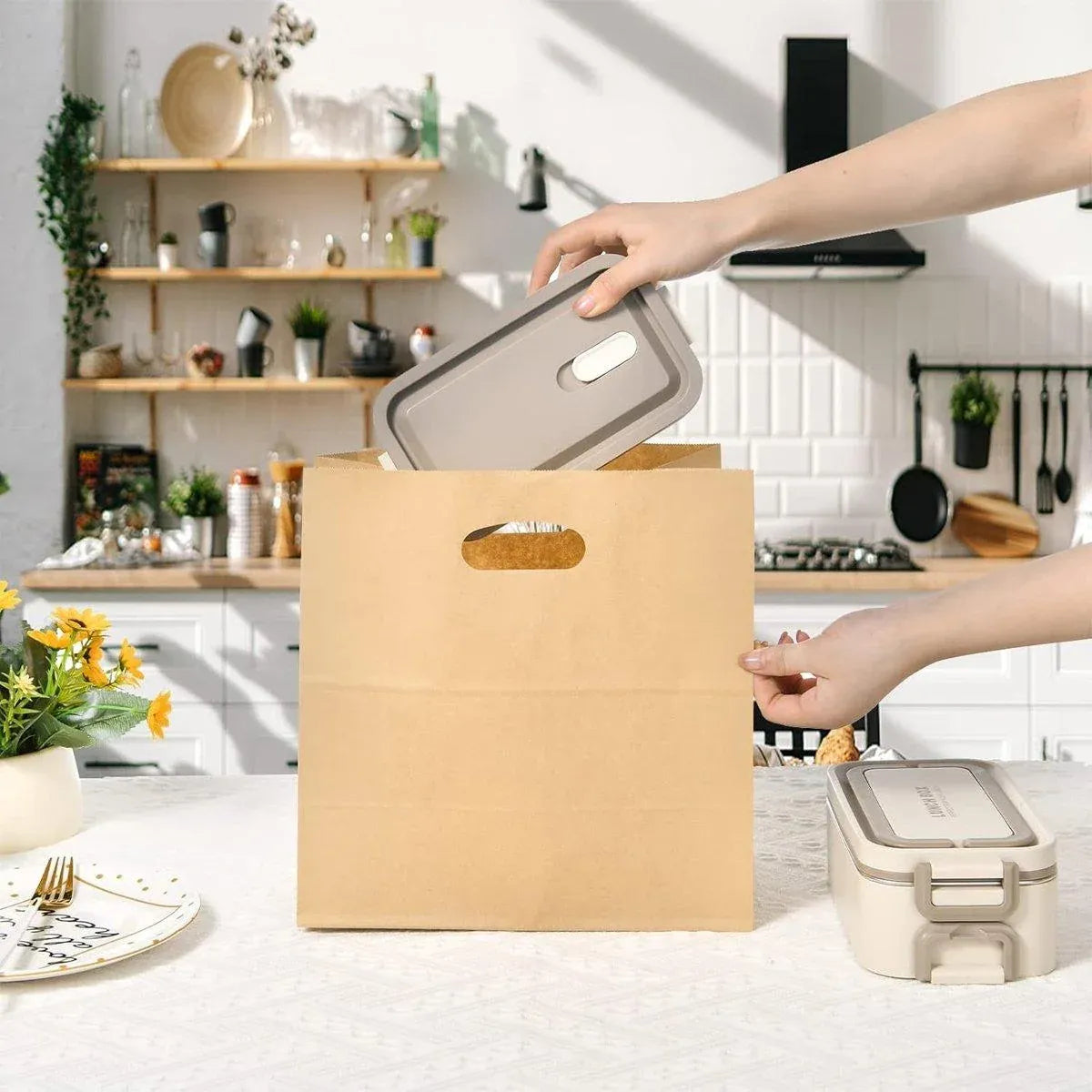 50PCS Scooped Kraft Paper Tote Bags Gift Bags for Party Wedding Packaging