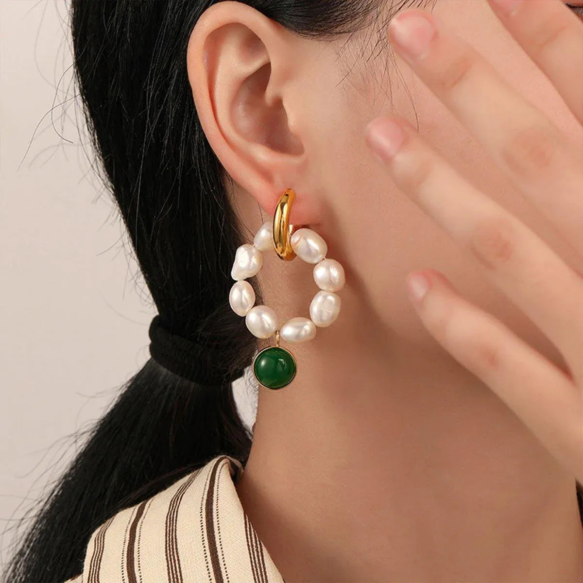 Elegant Vintage Pearl Earrings Women Classic Jewelry Fashion Accessories