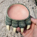 Lizard Claw Shaped Pet Food Water Bowl Durable Resin Non Slip