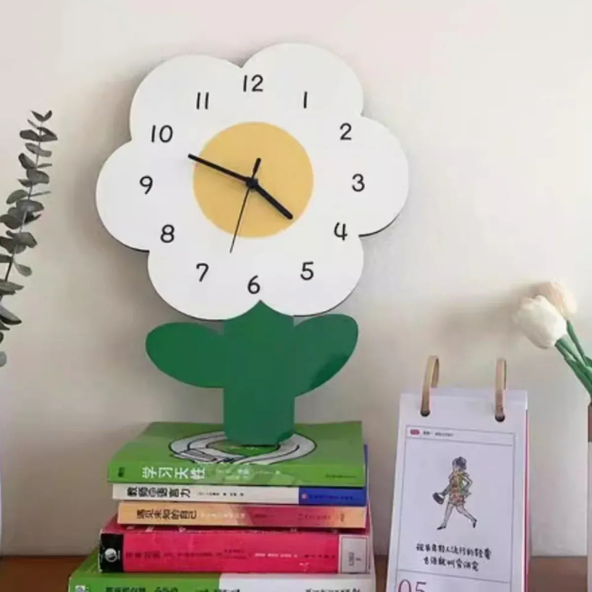 Flower Shape Wall Clock for Kitchen Living Room Bedroom Wall Decor Gift