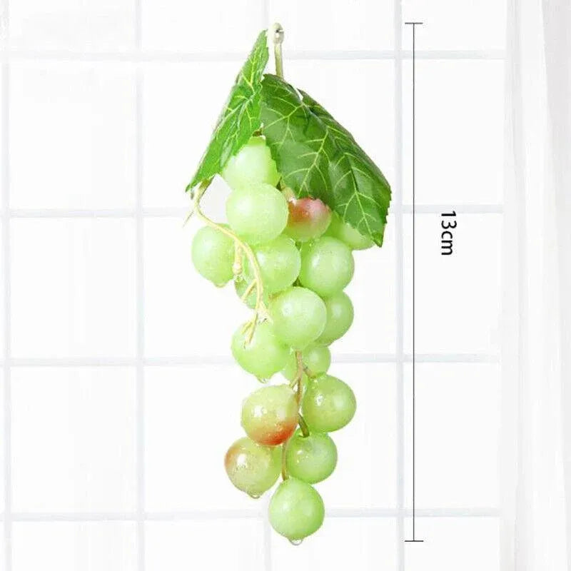 10Pcs Lifelike Artificial Grapes Decorative Fake Fruit for Weddings & Decor - Purple