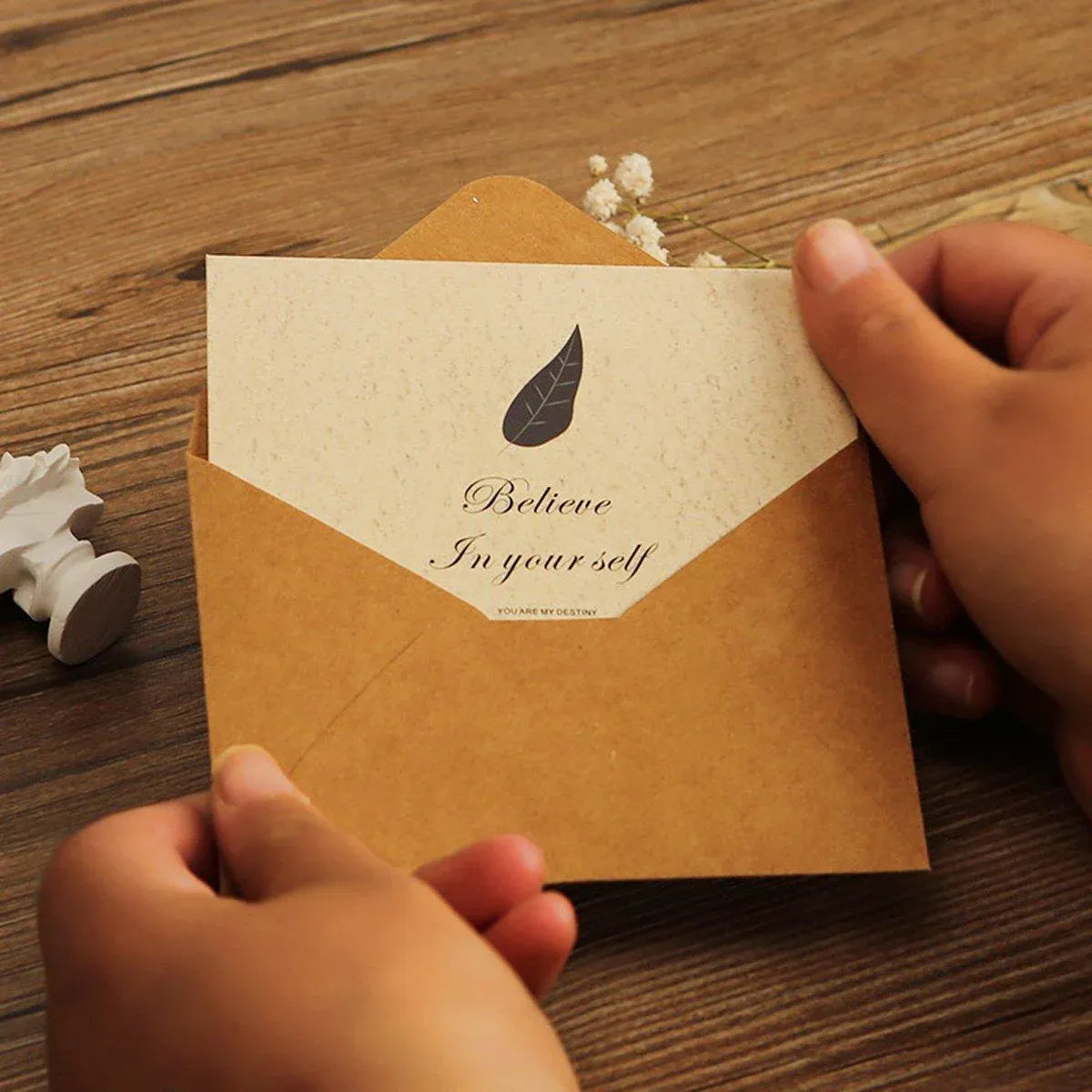6pcs Retro Greeting Cards with Envelopes Simple Vintage Design for All Occasions