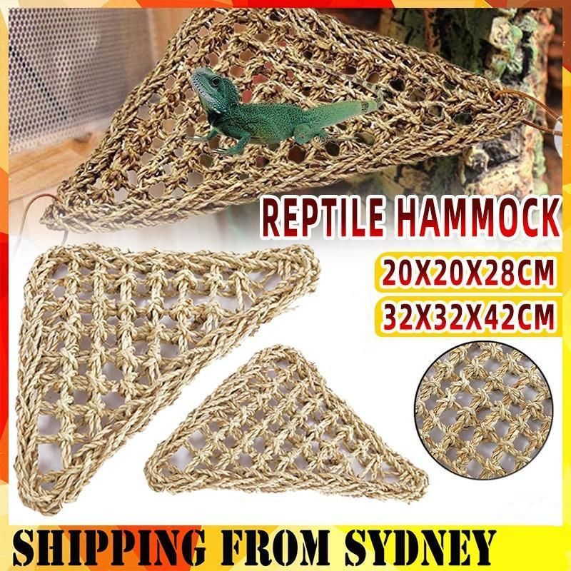Comfortable and Natural Straw Reptile Bed Hammock for Basking and Relaxation - 32*32*42CM