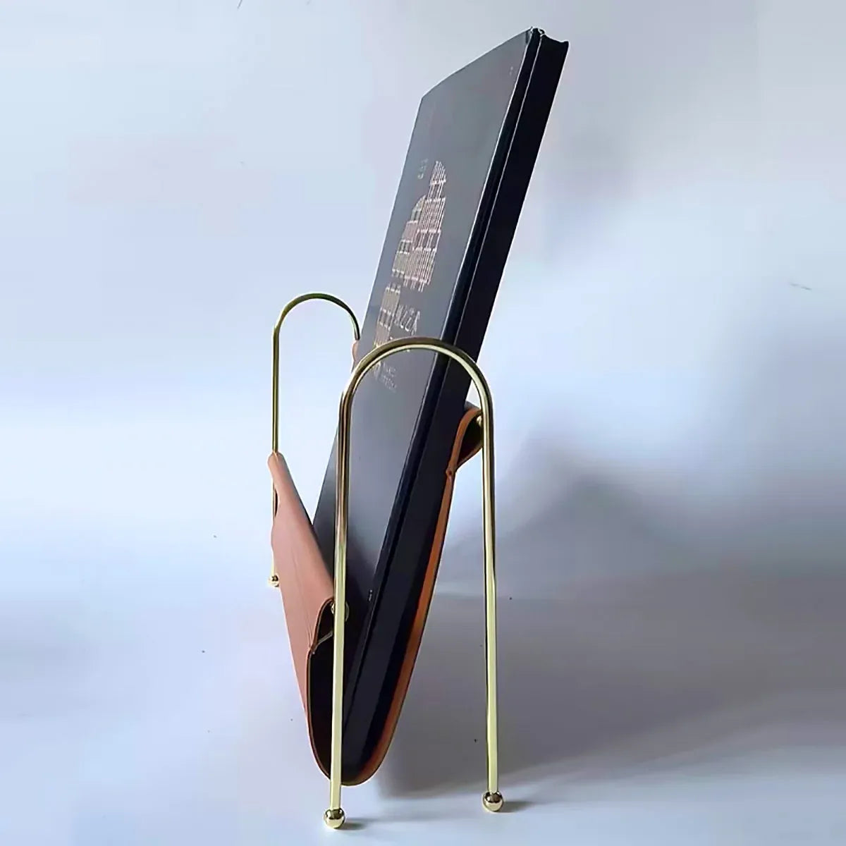 Minimalist Metal Magazine Rack Easy to Use Durable for Home Office Living Room