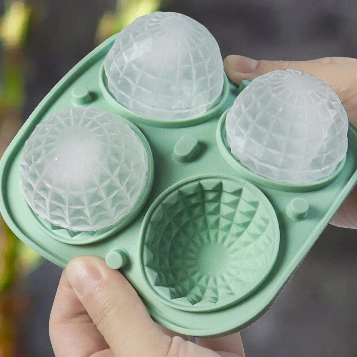 2PCS Silicone Ice Cube Tray Round and Square Ice Ball Maker for Whiskey Cocktails - Blue