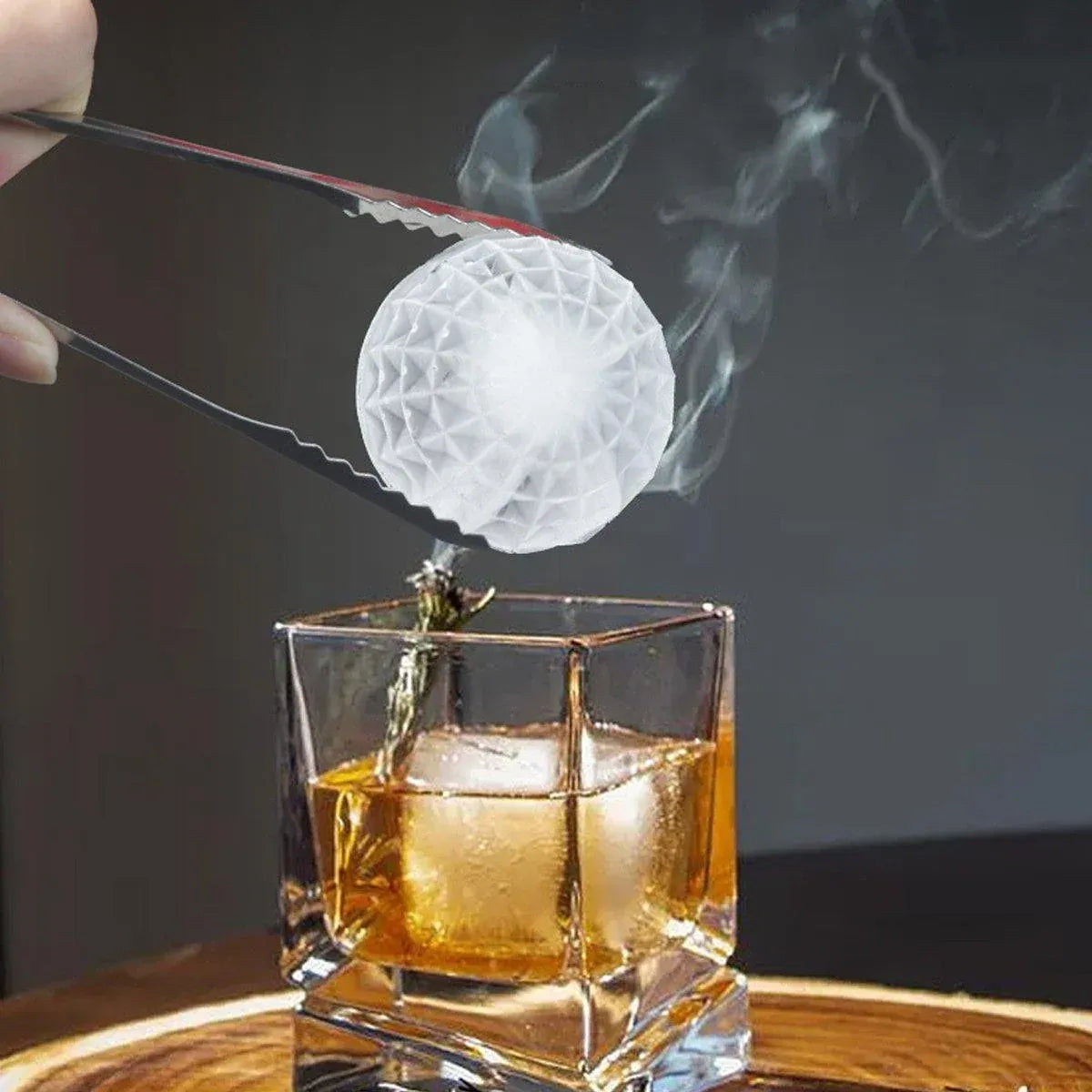 2PCS Silicone Ice Cube Tray Round and Square Ice Ball Maker for Whiskey Cocktails - Grey