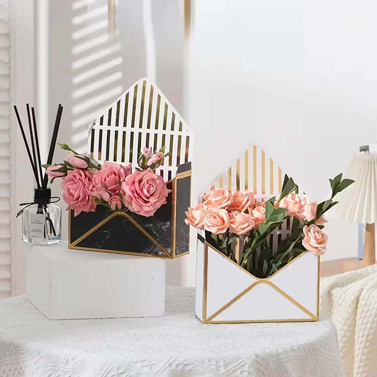 Envelope Flower Box Gift Packaging Floral Display Holder Wedding Retail 8PCS - White
