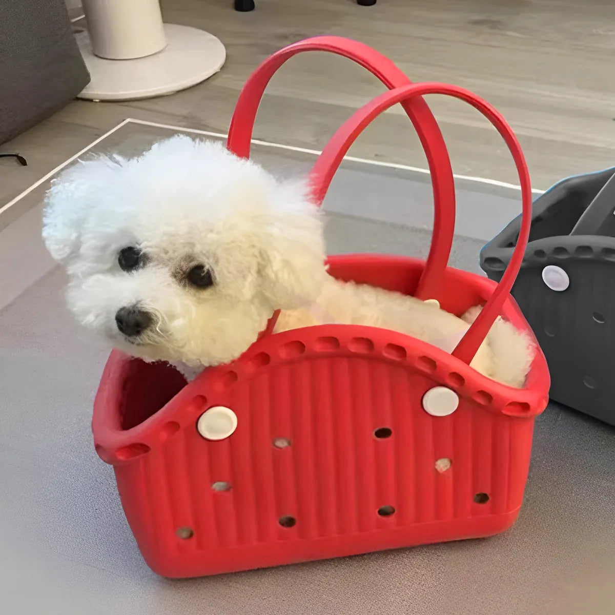 Pet Basket Outdoor Portable Large Capacity Standard Pets Durable Breathable - Red