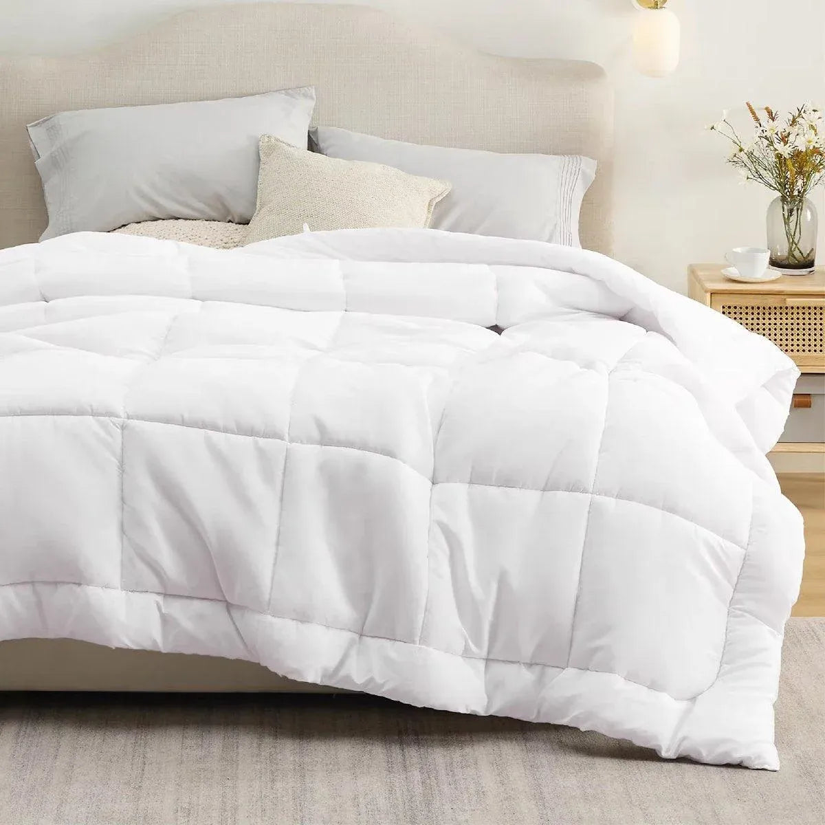 Luxury Hotel Quilt Core – Soft Microfiber Down Alternative Comforter for All Seasons - 180x210cm-Brushed