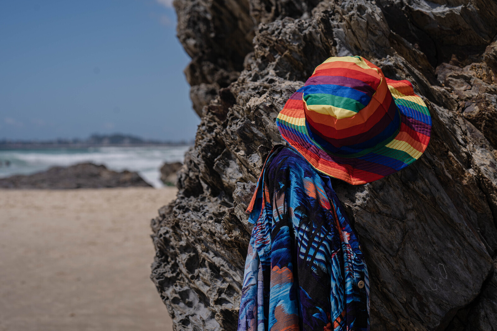 Reversible Stingy Brim Terry Towelling Bucket Hat Cap 100% COTTON - Rainbow/Blue