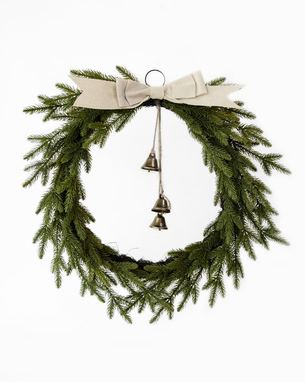 PINE WREATH W/BOW & BELL 50CM