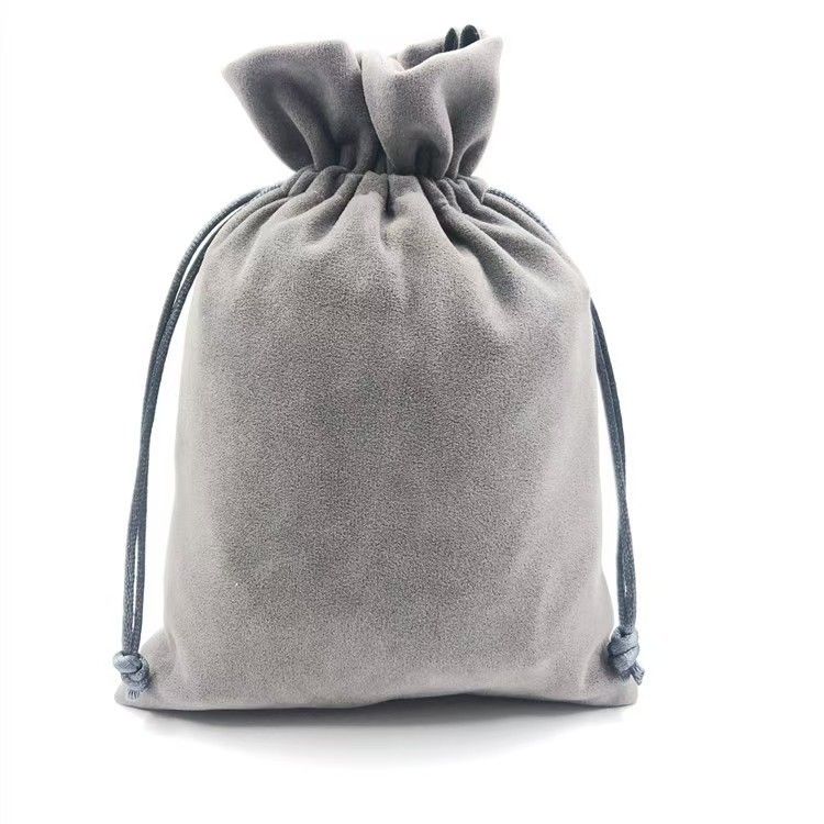 White Portable Windproof Travel Clothesline and Velvet Storage Bag - 1.8M to 4M High Elastic Travel Laundry Line with 12 Clips & 13 Positioning Beads to Prevent Clothes Tangling