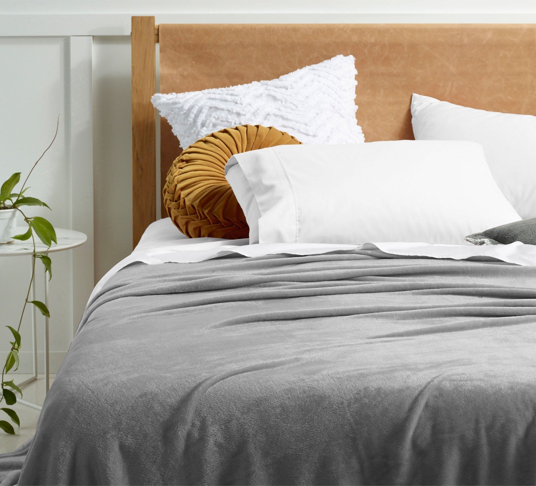 Accessorize Super Soft Blanket Queen/King Grey - NuSea