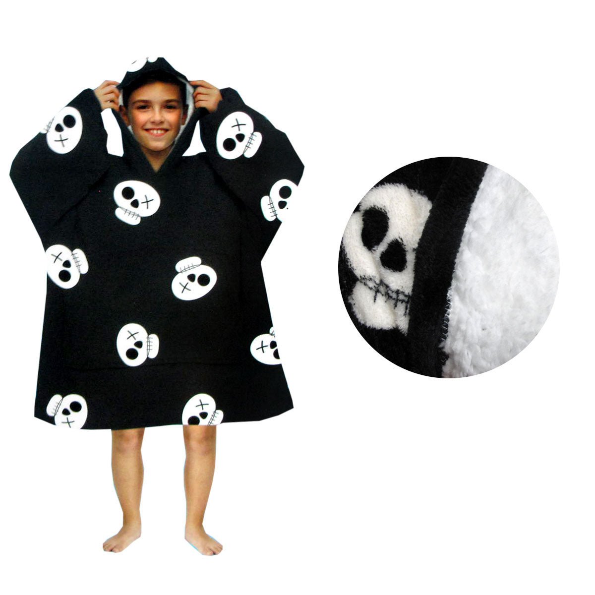 Blanket Hoodie with Sherpa Reverse Black Pirate Skulls - NuSea