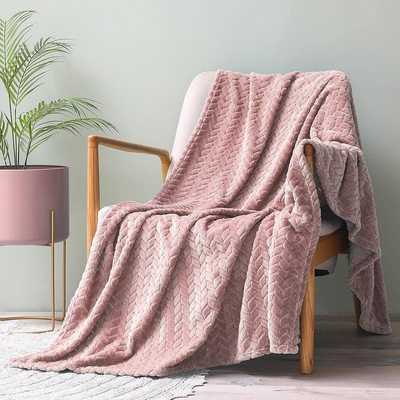 COMFEYA Soft Jacquard Leaves Pattern Flannel Fleece Throw Blanket - NuSea