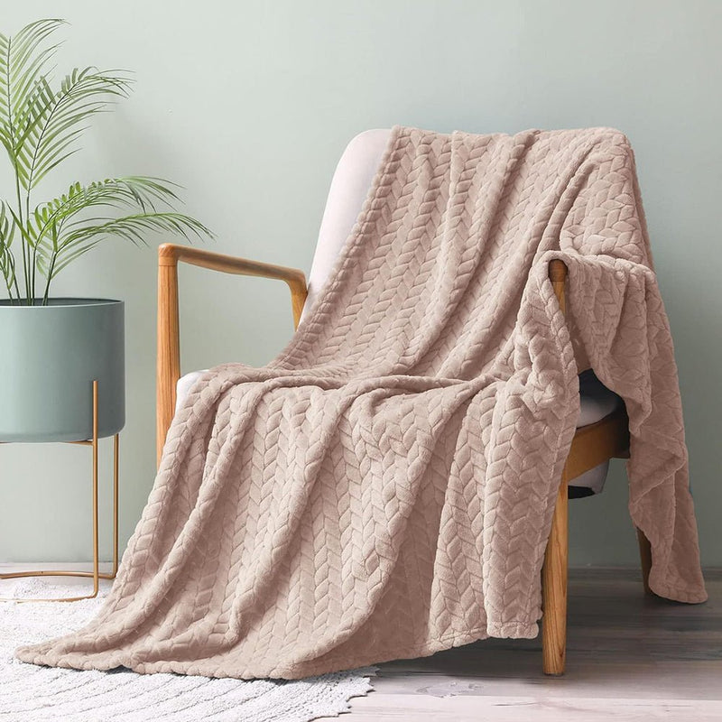 COMFEYA Soft Jacquard Leaves Pattern Flannel Fleece Throw Blanket - NuSea