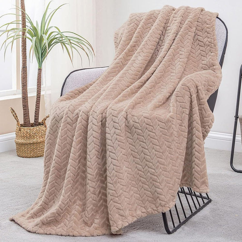 COMFEYA Soft Jacquard Leaves Pattern Flannel Fleece Throw Blanket - NuSea