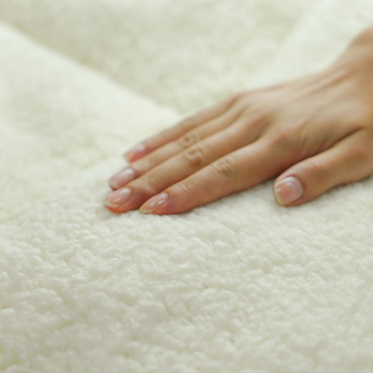 Ramesses 1600GSM Sherpa Winter Mattress Topper Double - NuSea