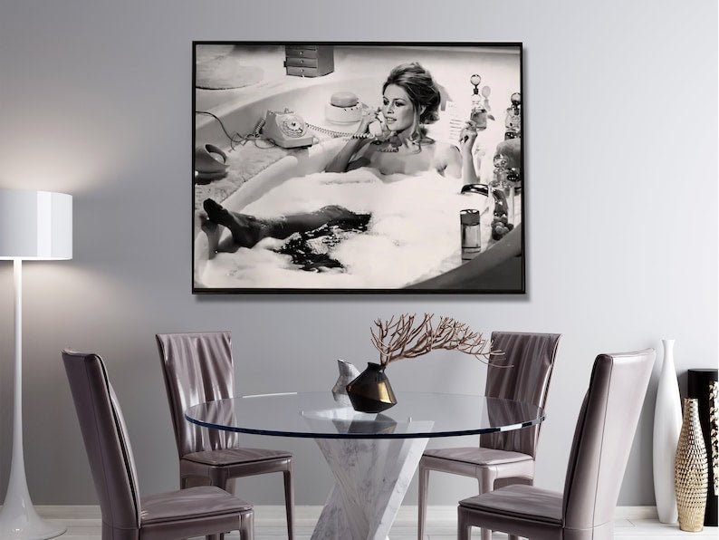 Wall Art 80cmx120cm Brigitte Bardot In the bath poster, Black Frame Canvas - NuSea